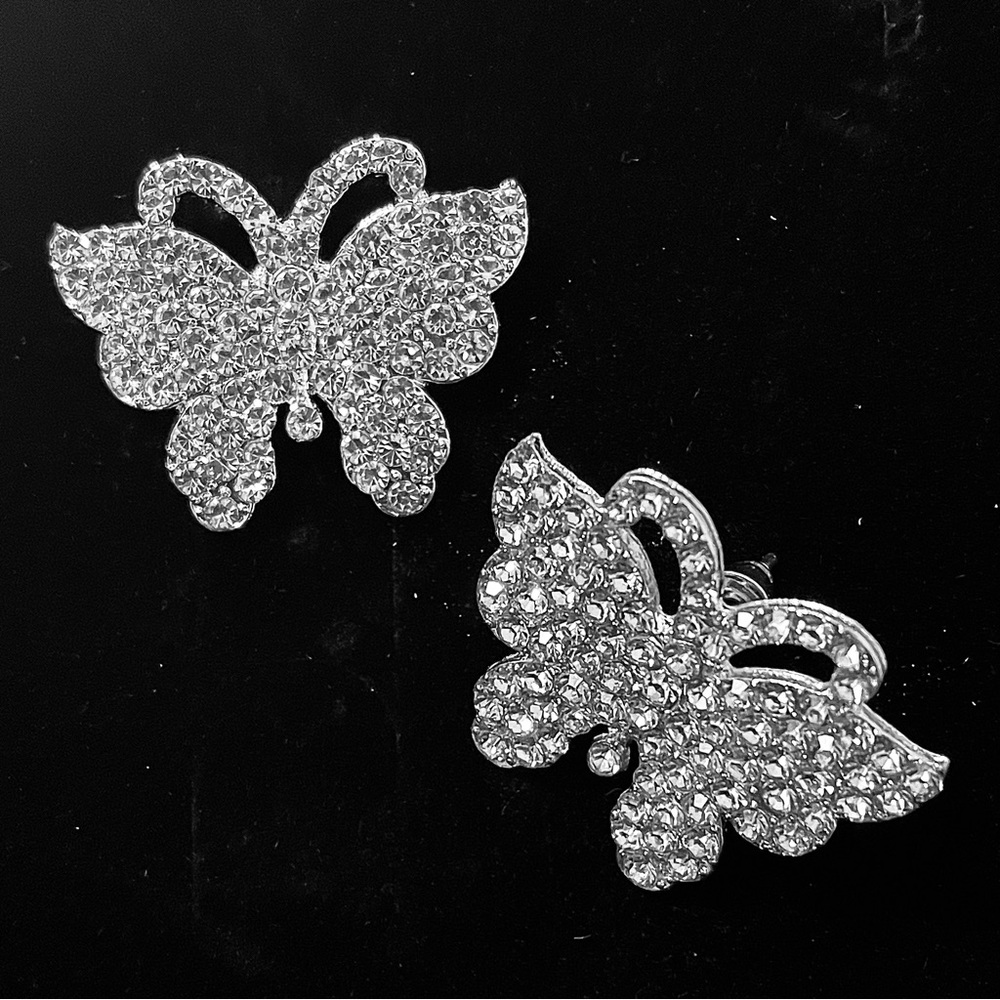 💖 Silver BLING Butterfly Crystal Large Earrings NEW